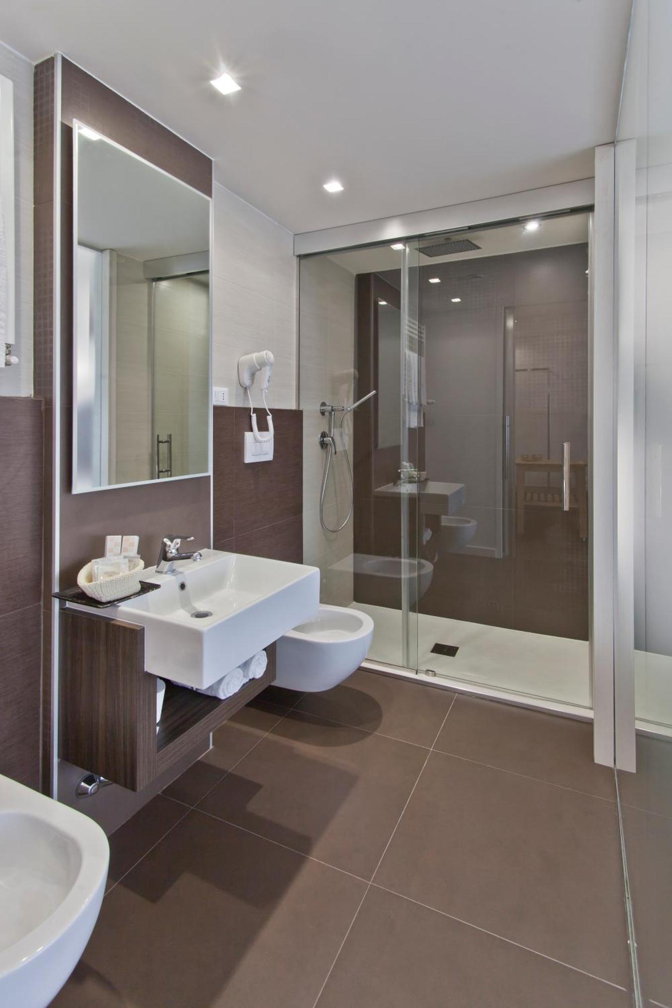 Junior Suite,704496112:JPEG